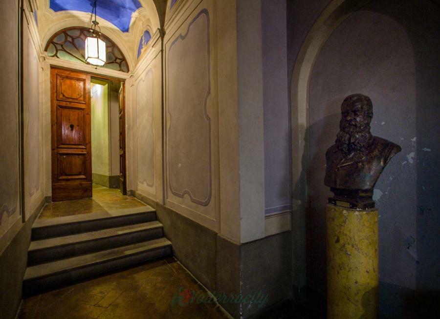 הוילה וולטרה Residenza Storica Palazzo Ricciarelli מראה חיצוני תמונה