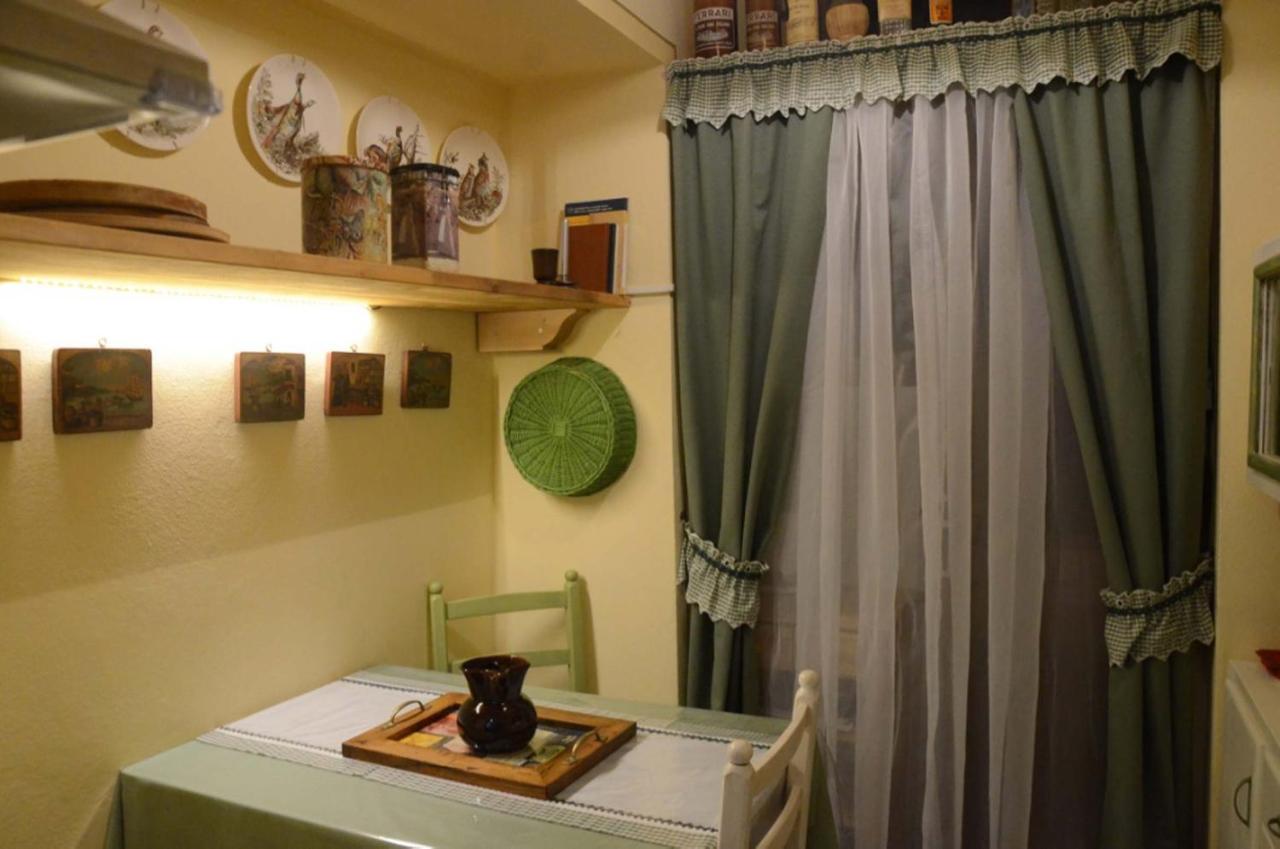 הוילה וולטרה Residenza Storica Palazzo Ricciarelli מראה חיצוני תמונה